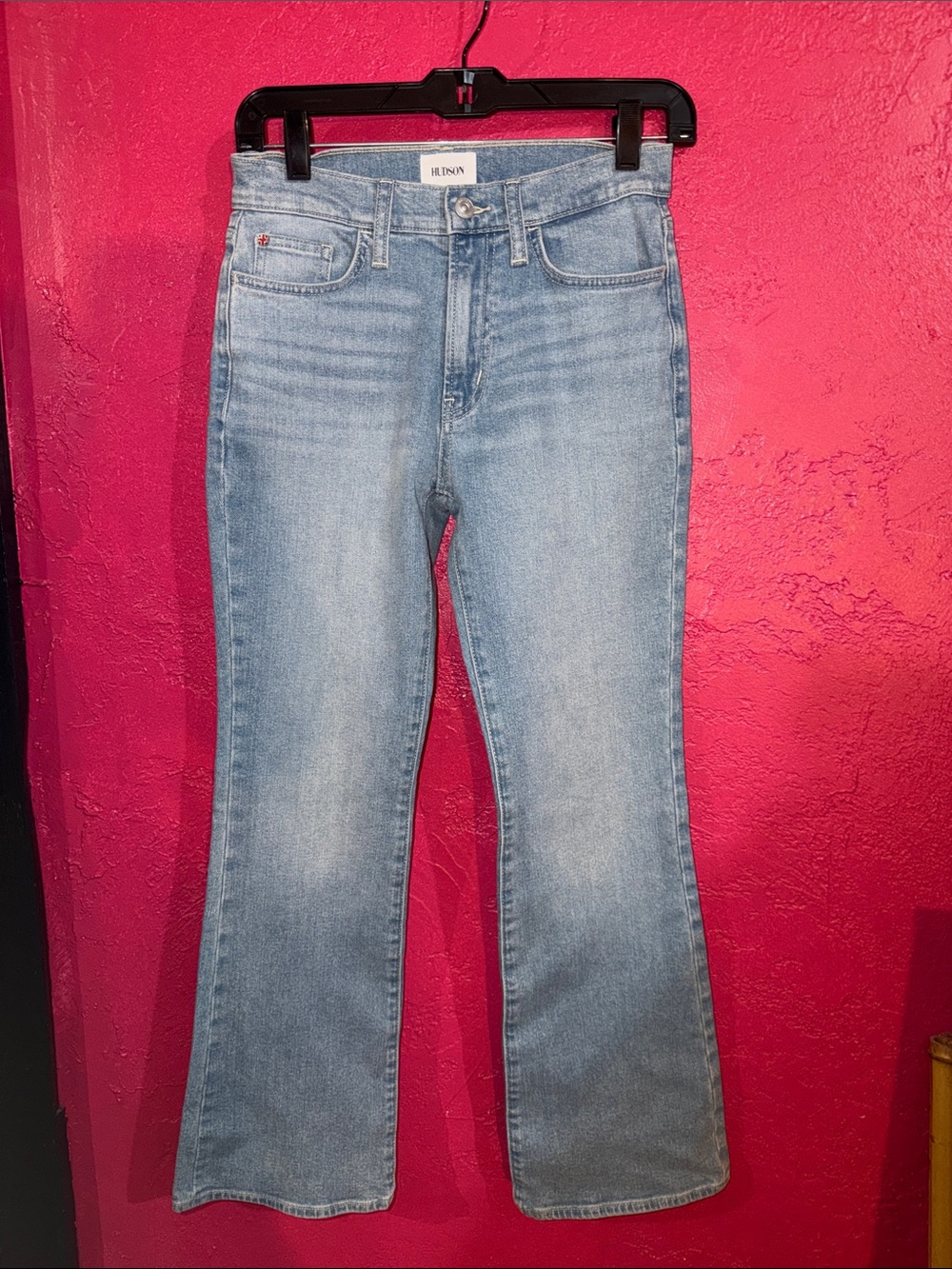 Hudson Blair light wash denim flair jean. Sz 25.  70’s hippie boho vibes.